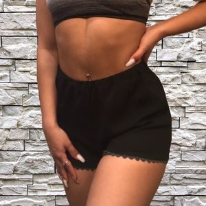 Brandy Melville Shorts 🖤